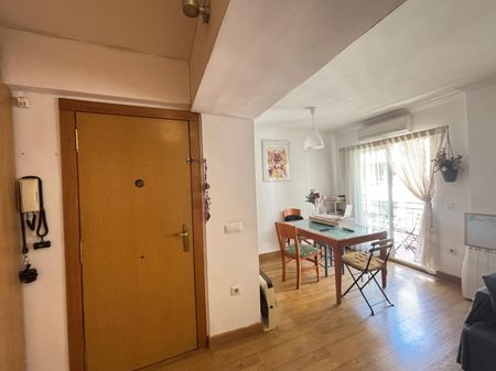 Piso de alquiler en Valencia - Alejandra Soler, El Carme - Photo 2