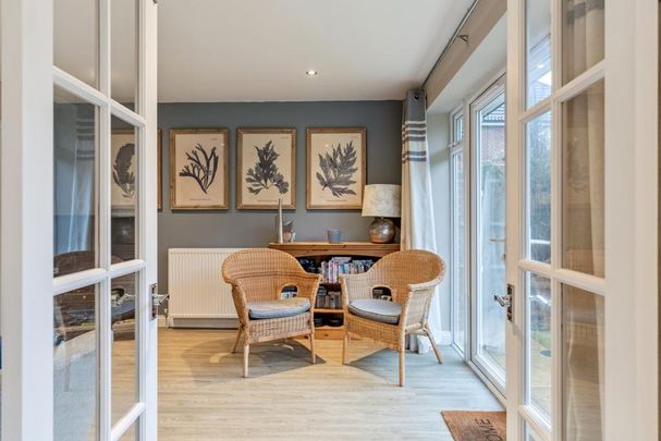 4 bedroom detached house to rent - Photo 1