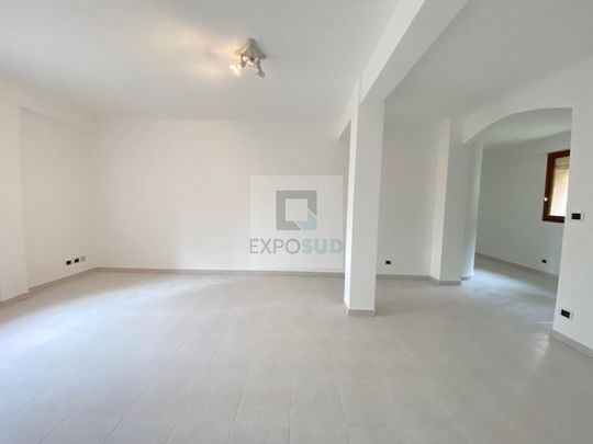 Location Appartement VILLENEUVE-LOUBET - Photo 1