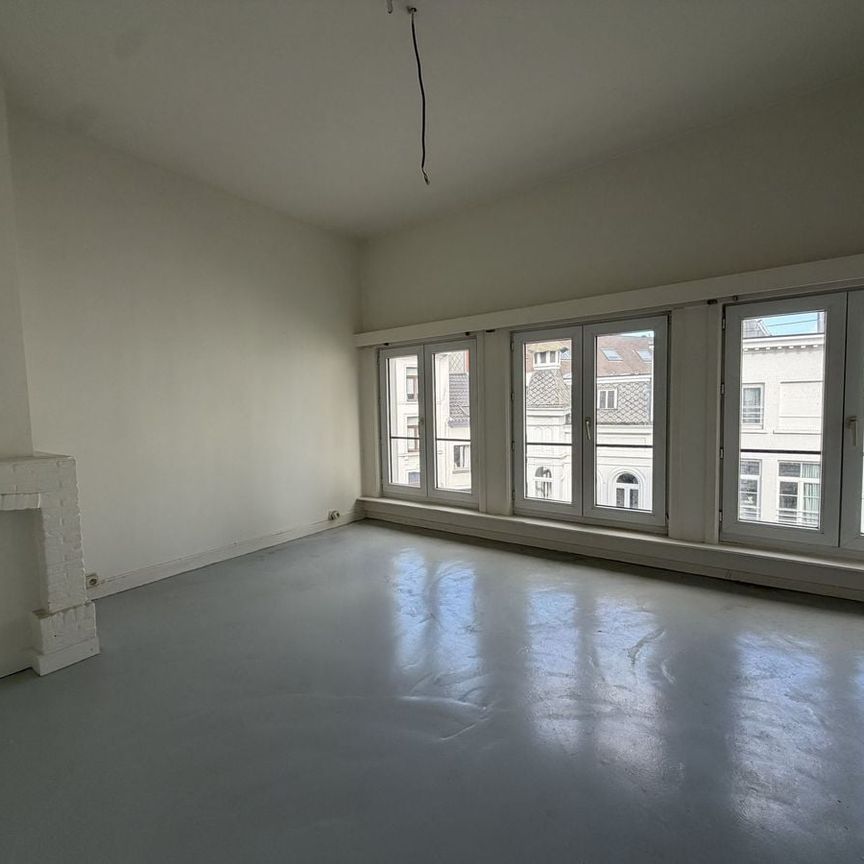 Appartement te huur in Antwerpen voor € 850 met 1 slaapkamer - Foto 1