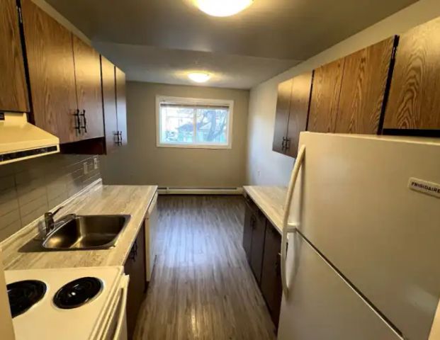 2 bedroom near U of A | 10745 84 Avenue Northwest, Edmonton - Photo 1