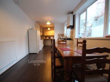 7 Double Bedroom on Devon Place, Newport - All Bills Included - Photo 5