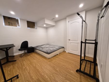 For Lease - 26 Catamaran Drive, Wasaga Beach, Ontario - Photo 3