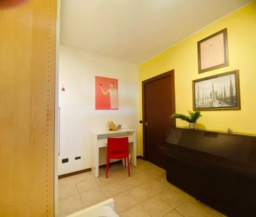 Via Cusago, Milan, Lombardy 20153 - Photo 5