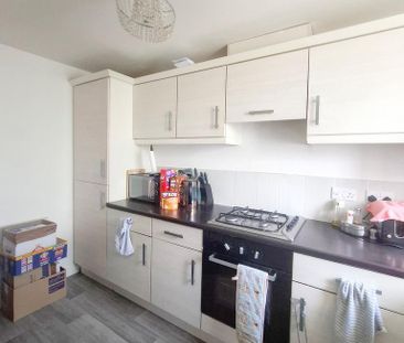 2 bedroom semi-detached house to rent - Photo 4
