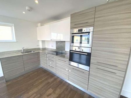 Letchworth Road, Stanmore, HA7 - Photo 5