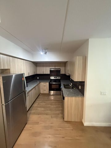 For Lease - 275 Larch Street Unit# B - 112, Waterloo, Ontario - Photo 5