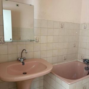 Location appartement rénové 1 pièce 30.8 m² à Romans-sur-Isère (26100) - Photo 2