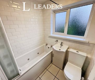 4 bedroom house to rent Winchester Avenue, Great Sankey, Warrington... - Photo 5