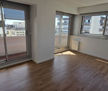 Location Appartement 4 pièces 104m² BORDEAUX 33000 - Photo 1