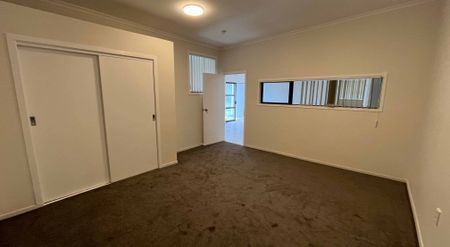 Brand New Boarding House Rooms Available - Spacious, Comfortable & All-Inclusive - Photo 5