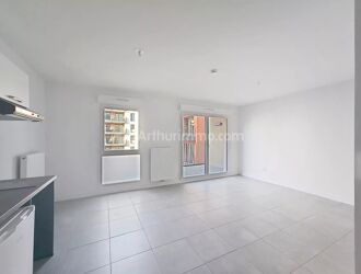 Location Appartement 1 pièces 33 m2 à Clermont-Ferrand - Photo 3