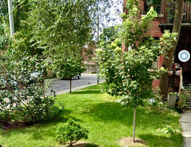 For Lease - 526 Palmerston Boulevard, Toronto, Ontario - Photo 1