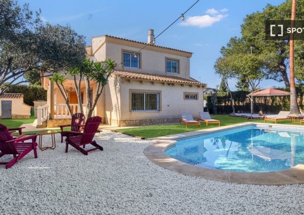 4 room luxury Apartment for rent in L'Eliana, Valencia