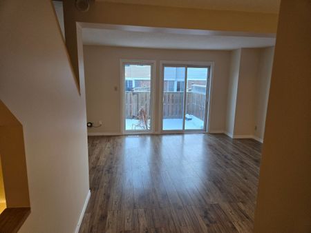 For Lease - 3 Bentbrook Crescent Unit# 84, Barrhaven, Ontario - Photo 3