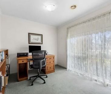 7 Magpie Close, Lara - Photo 2