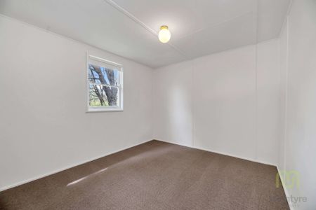 Charming Rustic Cottage in Historic Lanyon Homestead - Photo 4