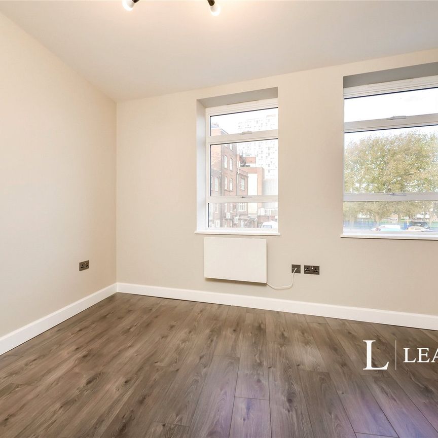 1 bedroom apartment to rent The Hard, Portsmouth, Hampshire, PO1 - Photo 1