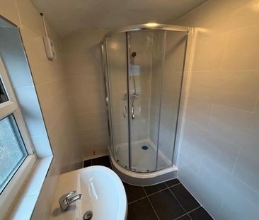 1 bedroom Flat To Let - Photo 4