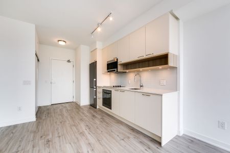 For Lease - 3005 Pine Glen Road Unit# 612, Oakville, Ontario - Photo 2