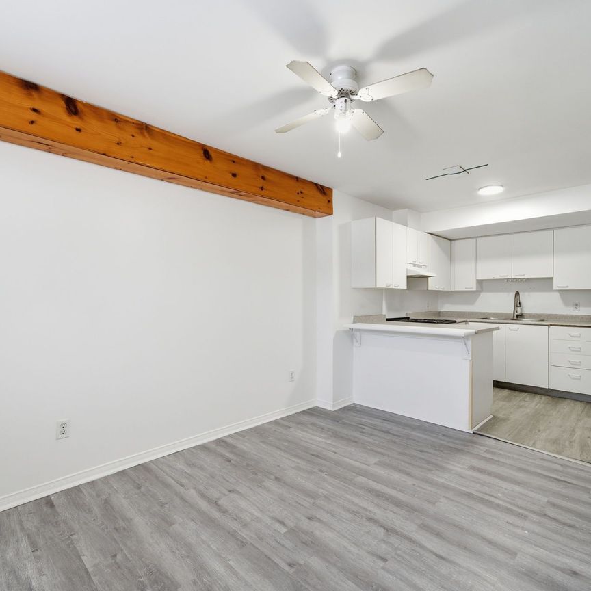 For Lease - 10 Flavelle Crescent, Kawartha Lakes, Ontario - Photo 1