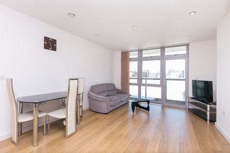 Salton Square, London, E14 7GJ - Photo 3