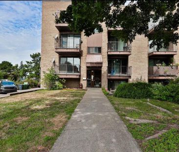 4 1/2 à louer - Photo 1