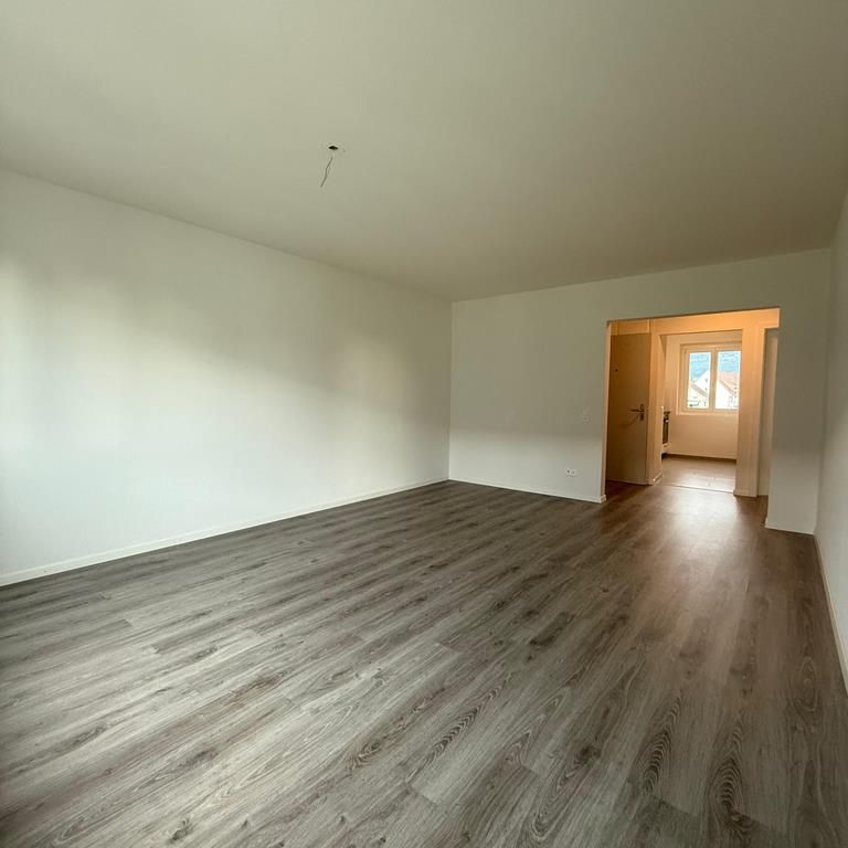 Moderne 3.5-Zimmerwohnung mit Balkon im 1. Stock / Mietzinsaktion - Foto 1