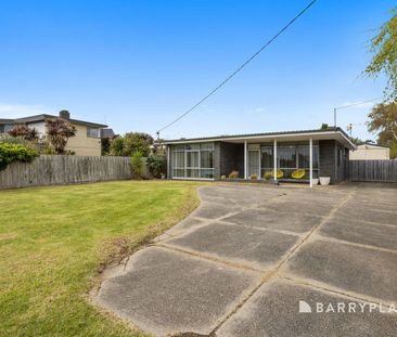 1 Spencer Avenue, Dromana, Vic 3936 - Photo 4