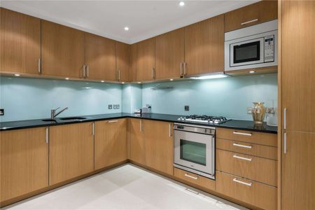 Luxury One-Bedroom Apartment in Prime Knightsbridge Location - Photo 4