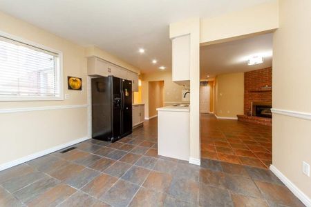 For Lease - 16 Long Drive Unit# Main, Whitby, Ontario - Photo 4