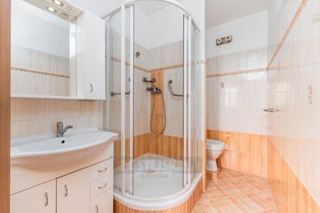 Pronájem bytu 2+kk 55 m², Kubatova 1538, České Budějovice - Photo 5