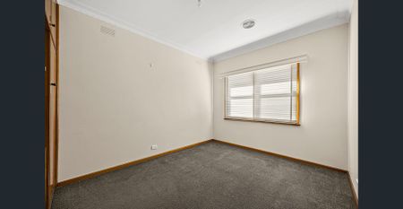 Character, Comfort & Space to Enjoy - Photo 3