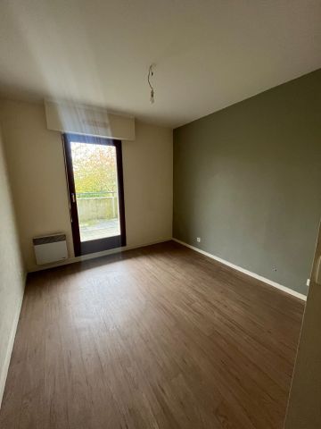 Location Appartement 2 pièces 46m² ST JACQUES DE LA LANDE 35136 - Photo 4