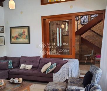 Casa com 3 quartos e 263m² para alugar em Lagoa da Conceição, Flori... - Foto 2