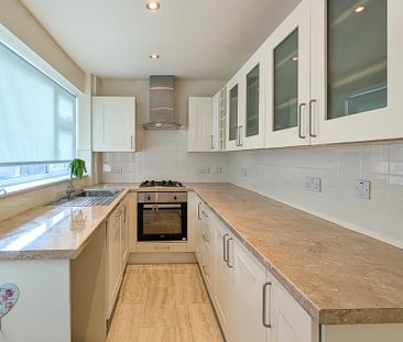 2 bedroom terraced house to rent - Photo 2