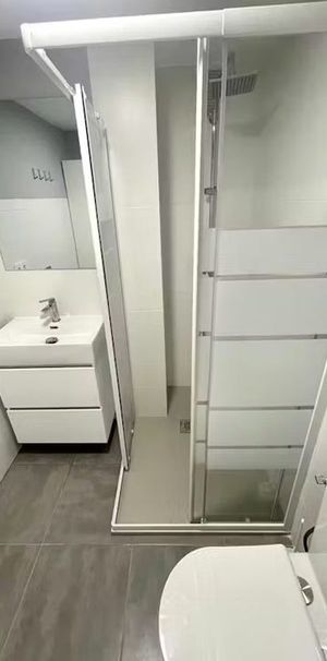 Calle de Soledad Domenech, Valencia, Valencian Community 46020 - Photo 1