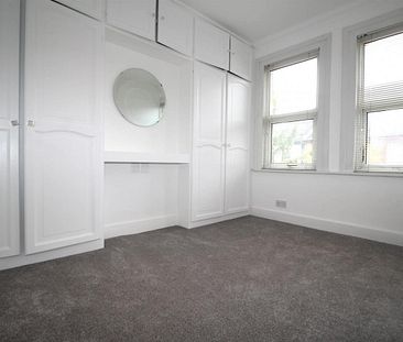 4 Bedroom House - Terraced To Let - Photo 1