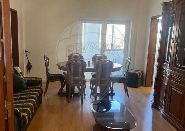 Apartamento T3 em Setúbal