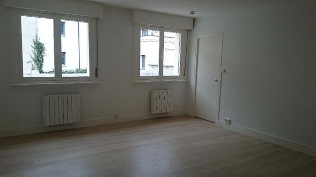 Location Appartement 2 pièces 53m² VALENCIENNES 59300 - Photo 1