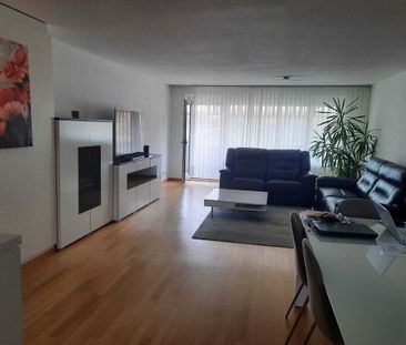 Luxurious 4.5-room apartment in a central location in Kirchberg - Photo 1