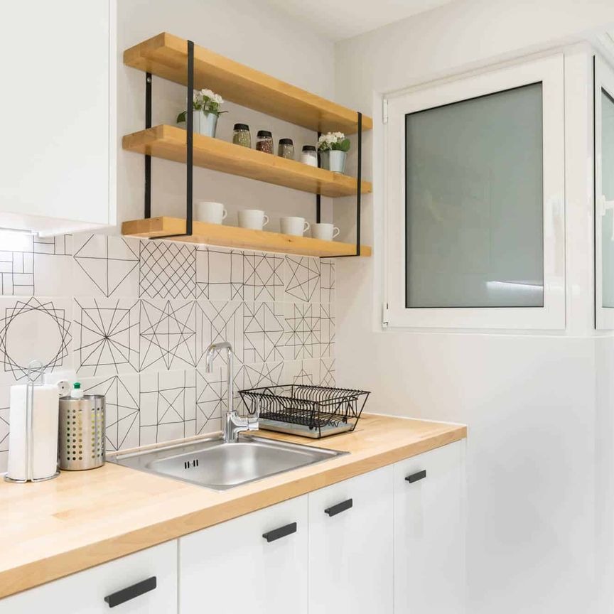 Sleek Flat in Central Syntagma - Photo 1