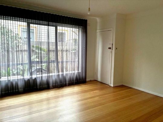 2/5-7 Verner Street, South Geelong - Photo 1