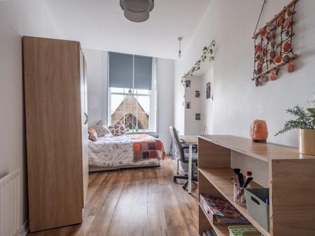 5 bedroom apartment to rent - Photo 2