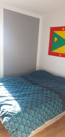 Location Appartement 3 pièces 76m² BESANCON 25000 - Photo 3