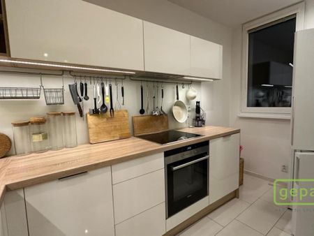 Pronájem bytu 1+1 37 m2 - Fotografie 3