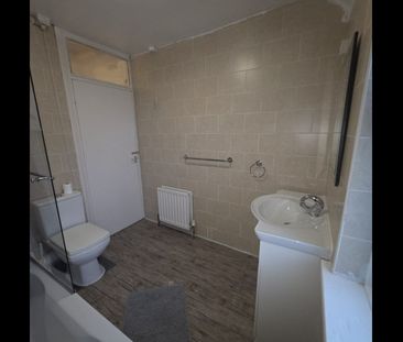 2 Bed Semi-Detached House, Bisley Grove, B24 - Photo 2