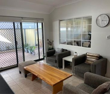 16 Alexandria Follow, Success - Photo 2