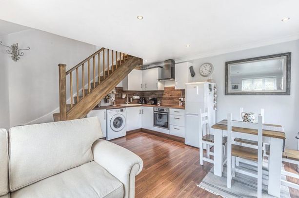 Devoil Close, Guildford - 1 bedroomProperty for lettings - Seymours - Photo 1