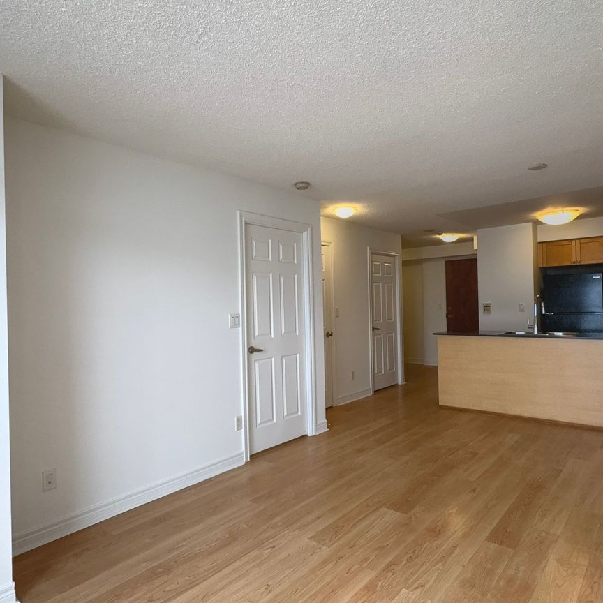 For Lease - 310 Burnhamthorpe Road Unit# 3308, Mississauga, Ontario - Photo 1